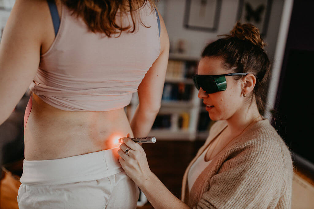 Hilfe bei Beschwerden mit Low Level Laser